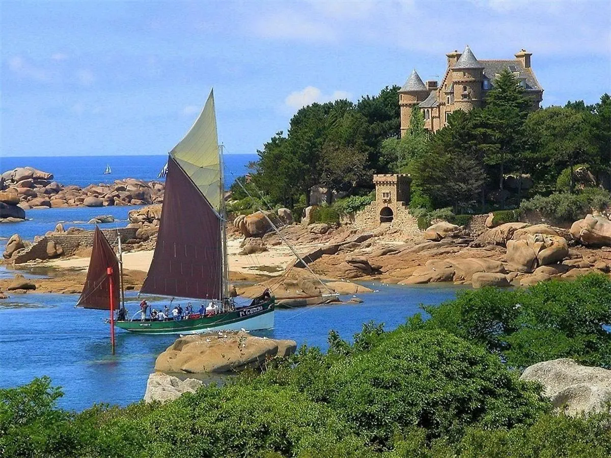 Hébergement de vacances Maison De Pecheur A 50M Du Port Et 300M De La Plage Avec Wifi, Terrasse, Et Cheminee - Perros-Guirec - Fr-1-368-157 France